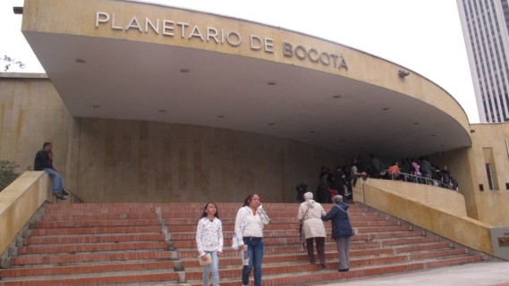 Planetario de Bogotá: un paso más cerca de  las estrellas
